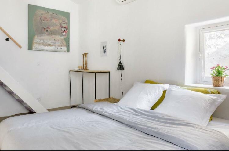 Nuits Etoilees Lourmarin Apartment ภายนอก รูปภาพ